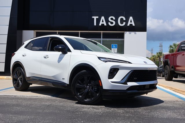 2025 Buick Envision Sport Touring's photo