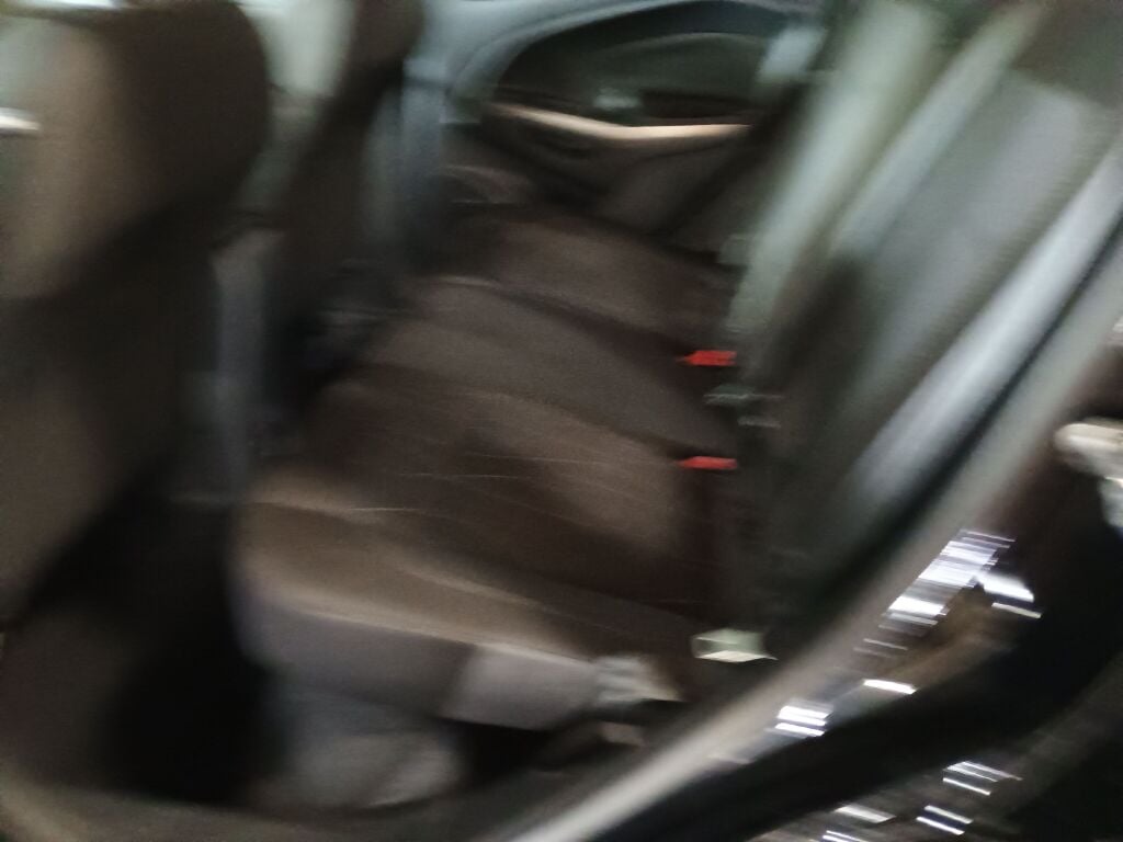 2018 Ford EcoSport SE photo 17