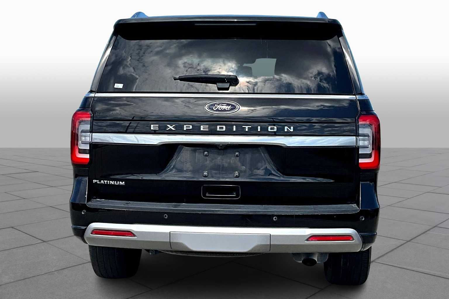 2023 Ford Expedition Platinum photo 4