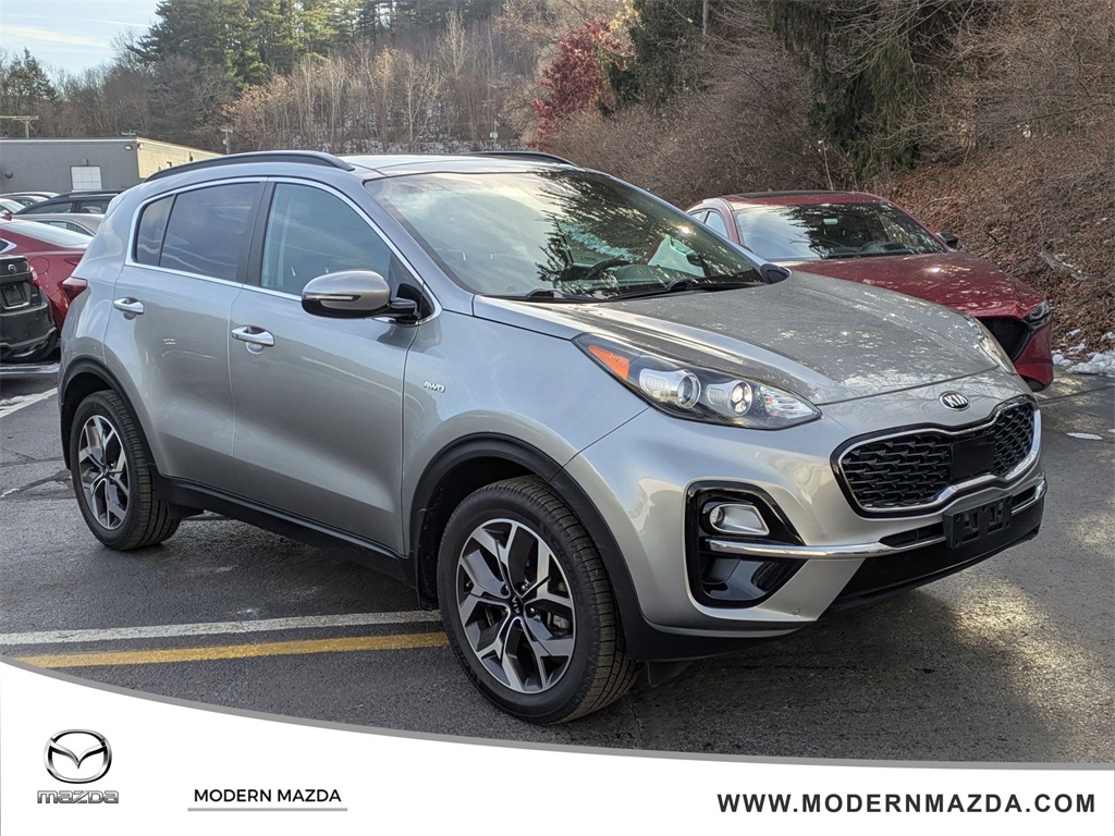 2020 Kia Sportage EX's photo