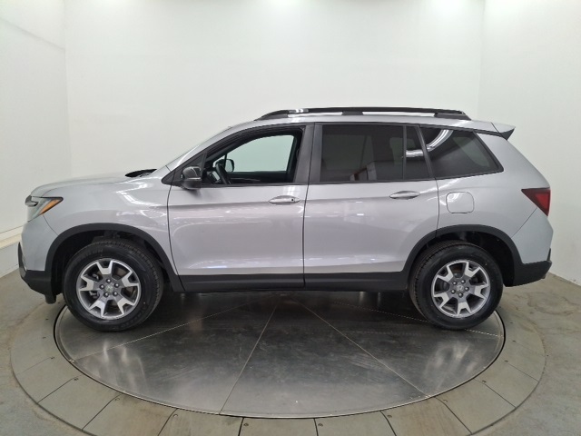 2022 Honda Passport TrailSport photo 4