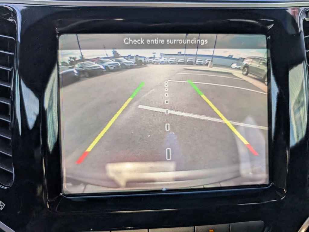 2019 Jeep Cherokee Limited photo 26