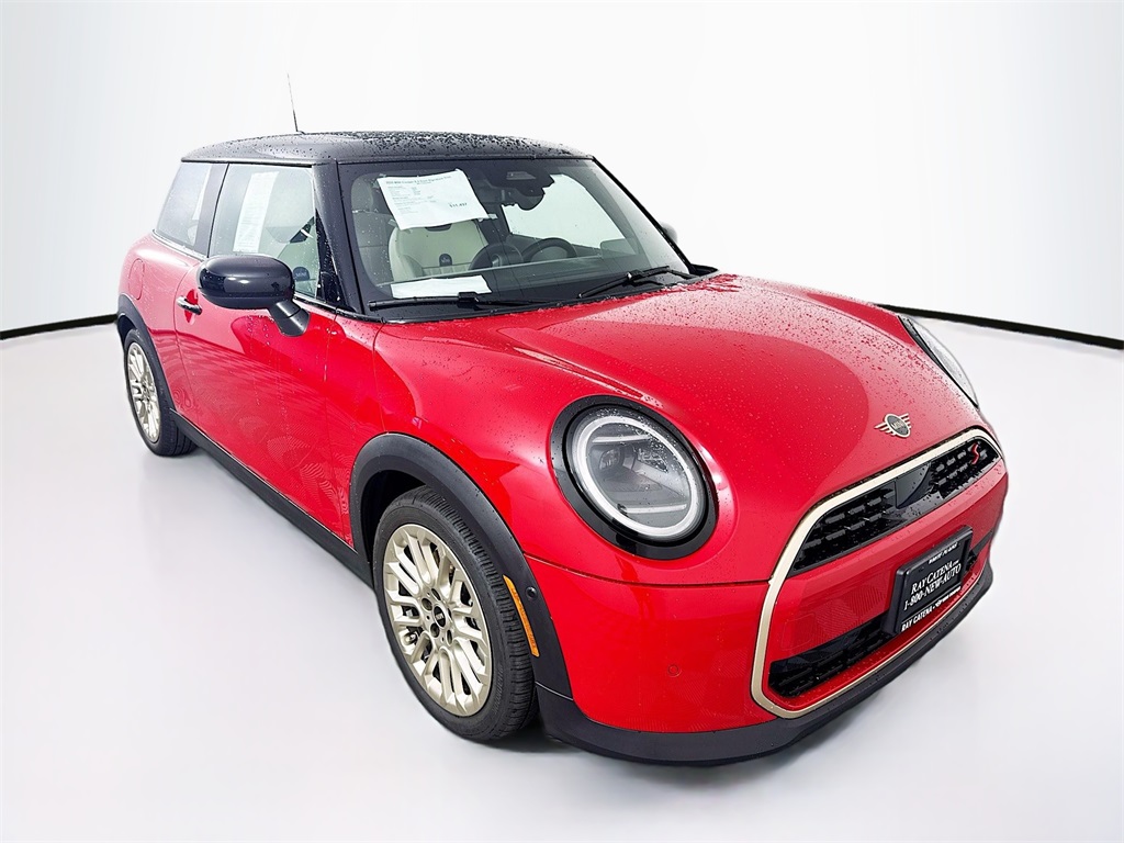 2025 MINI Hardtop 2 Door S's photo