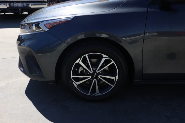 2023 Kia Forte LXS photo 10