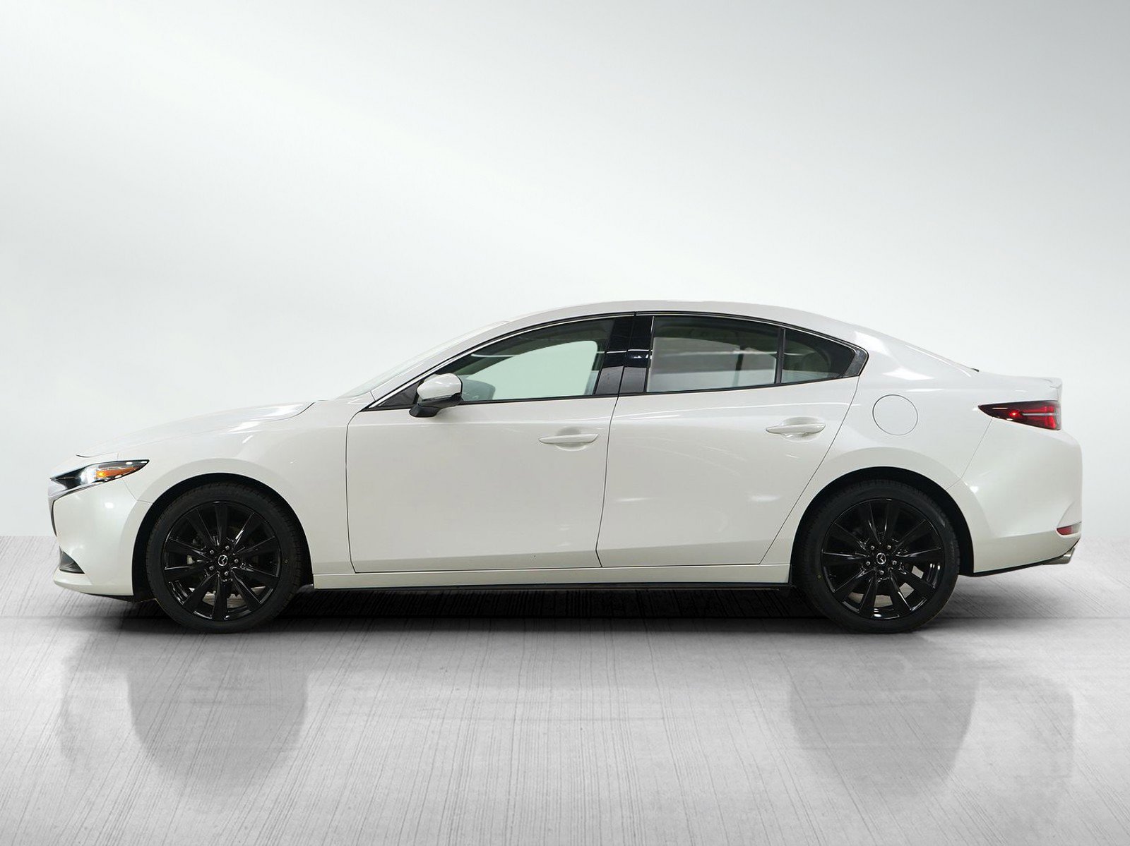 Used 2019 Mazda Mazda3 Premium with VIN 3MZBPAEM2KM103164 for sale in Burnsville, Minnesota