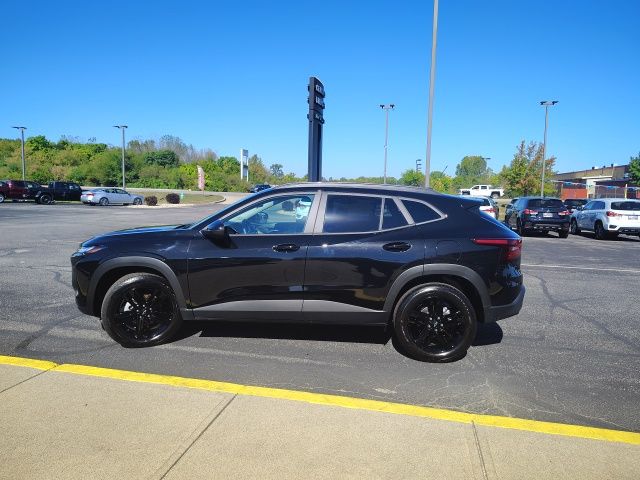 2025 Chevrolet Trax ACTIV photo 3