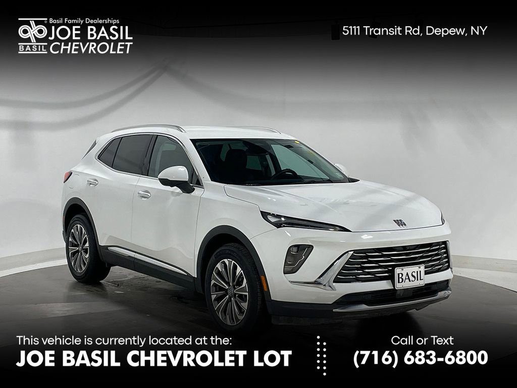 2025 Buick Envision Preferred's photo