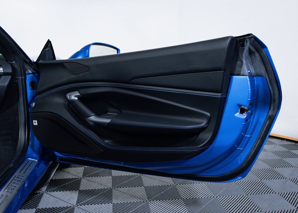 2023 Ferrari F8 Spider Base photo 18