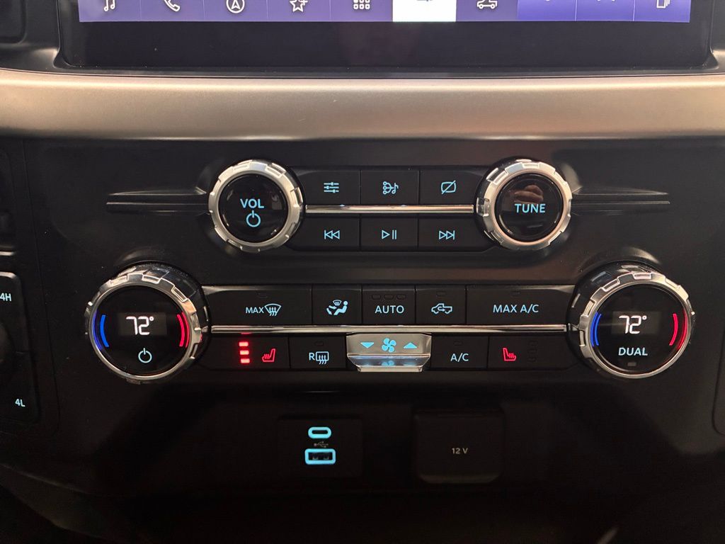 2021 Ford F-150 XLT photo 4