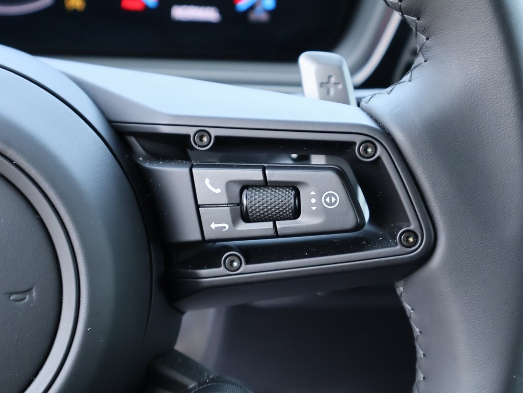 2025 Porsche Cayenne Coupe S photo 27
