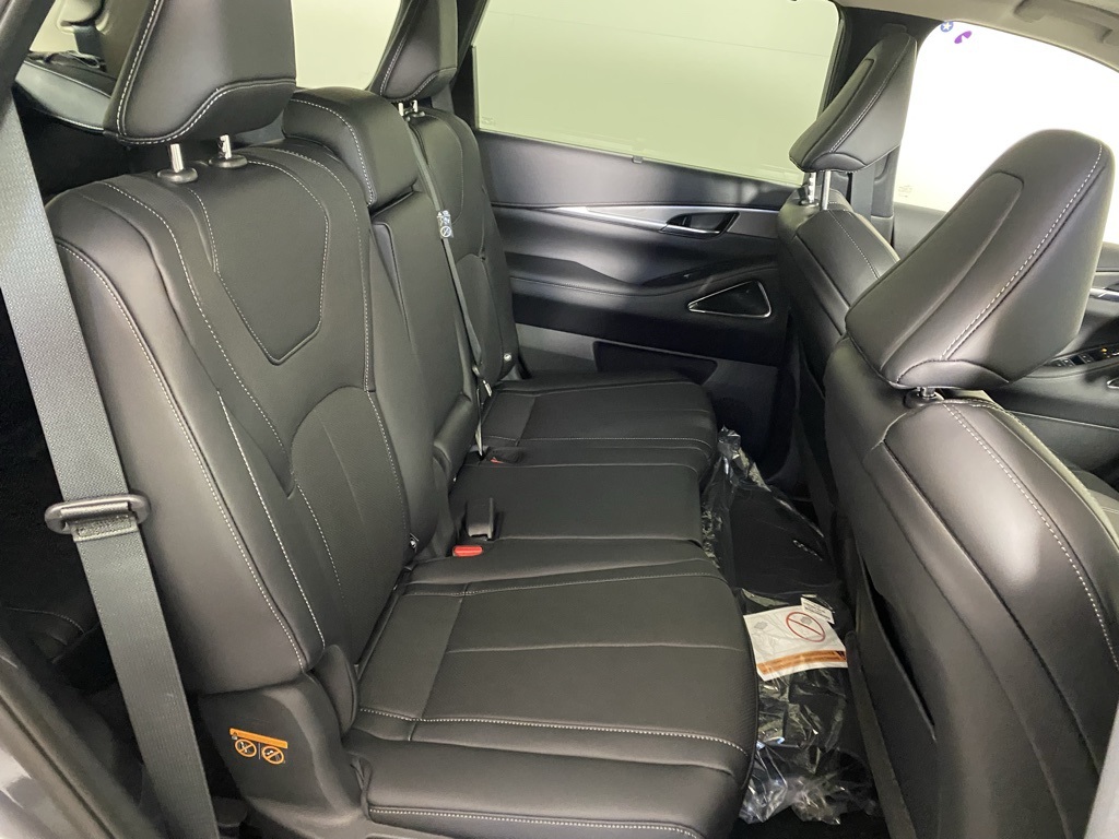 2026 Infiniti QX60 Luxe AWD photo 30