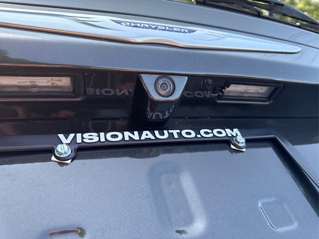 2020 Chrysler Voyager LXi photo 14