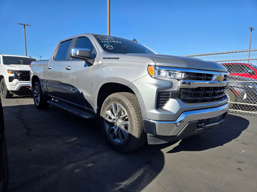 2023 Chevrolet Silverado 1500 LT's photo