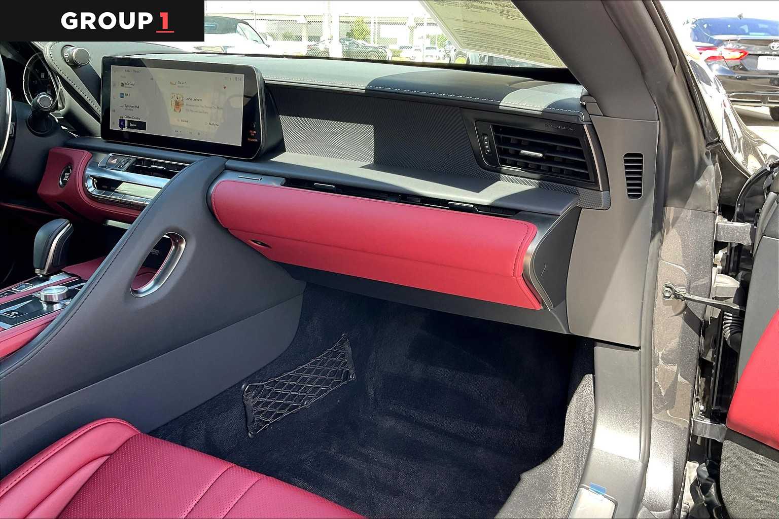 2025 Lexus LC 500 photo 15
