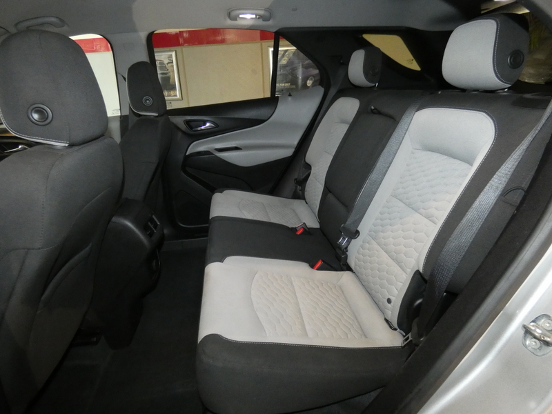 2018 Chevrolet Equinox photo 16