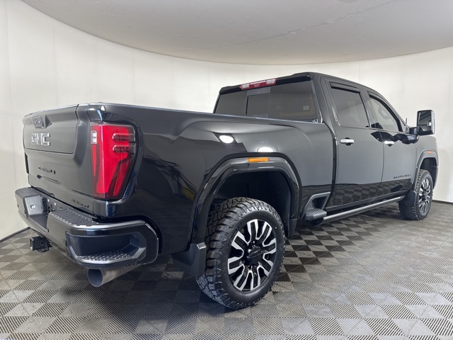 2024 Gmc Sierra HD Denali Ultimate photo 2