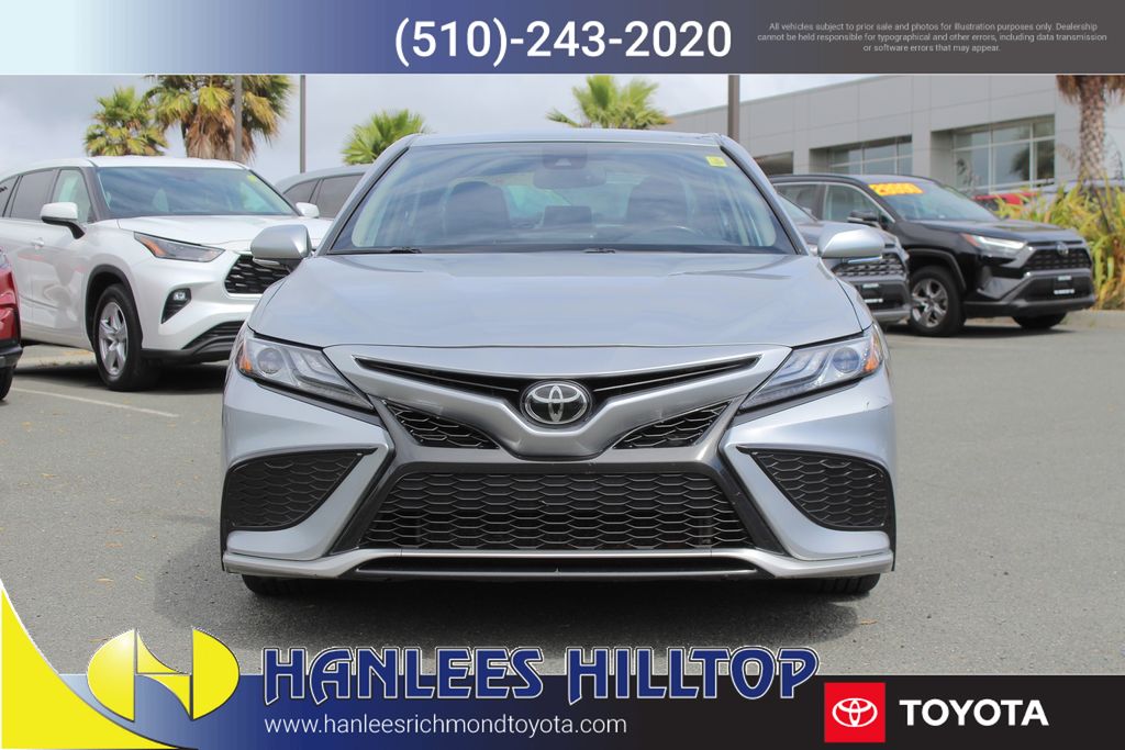 2023 Toyota Camry XSE photo 3