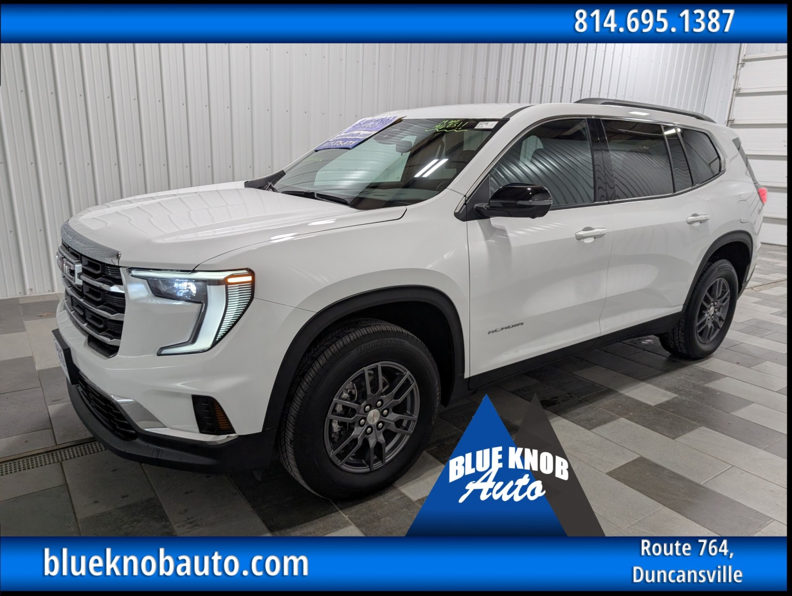 2025 GMC Acadia Elevation's photo