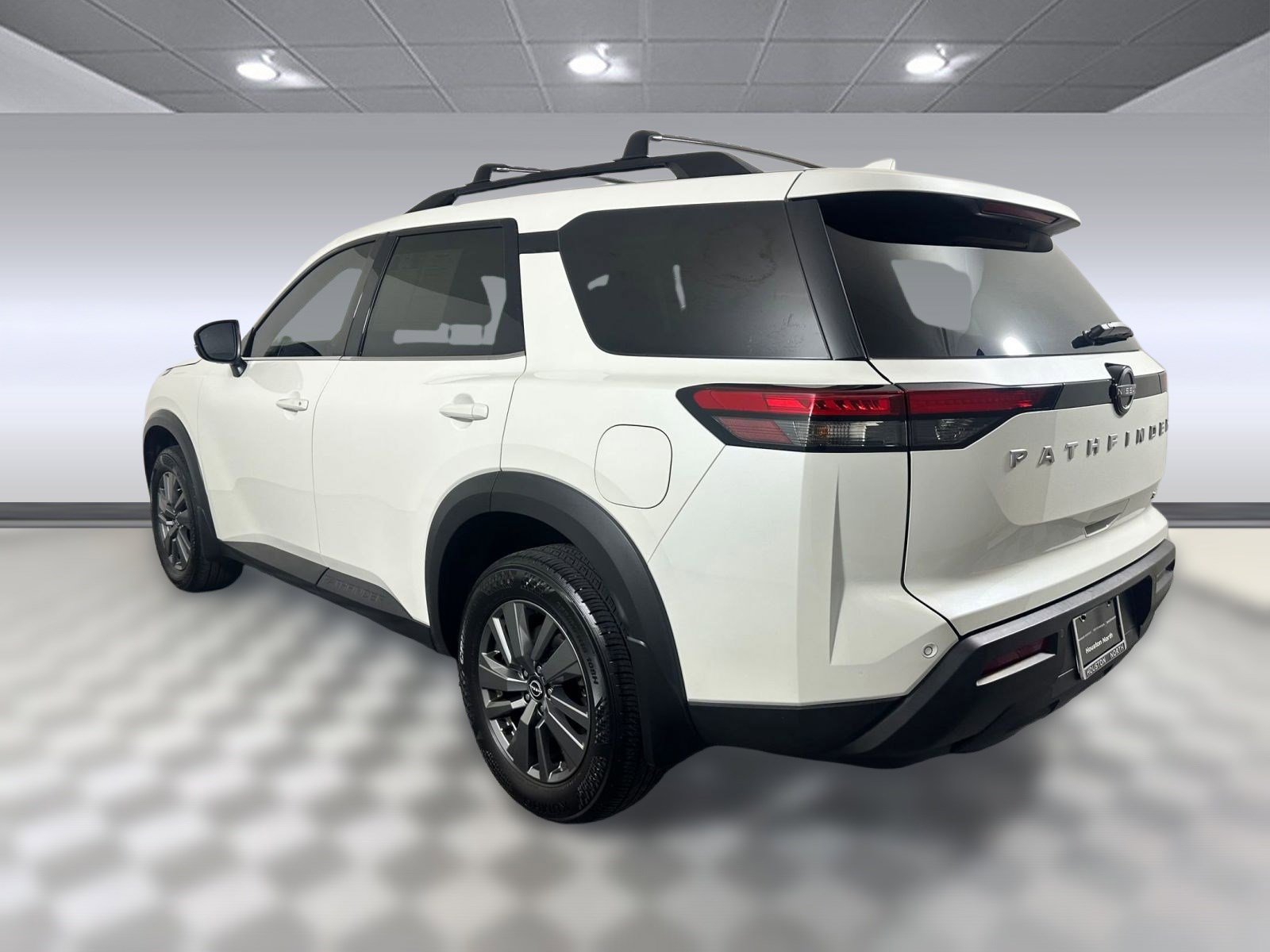 2024 Nissan Pathfinder SV photo 2