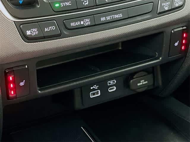 2024 Honda Ridgeline RTL photo 20