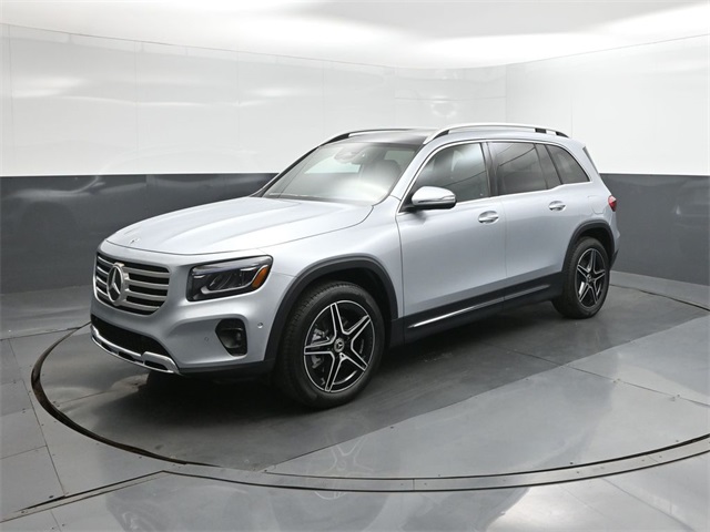 2026 Mercedes-Benz GLB GLB 250's photo