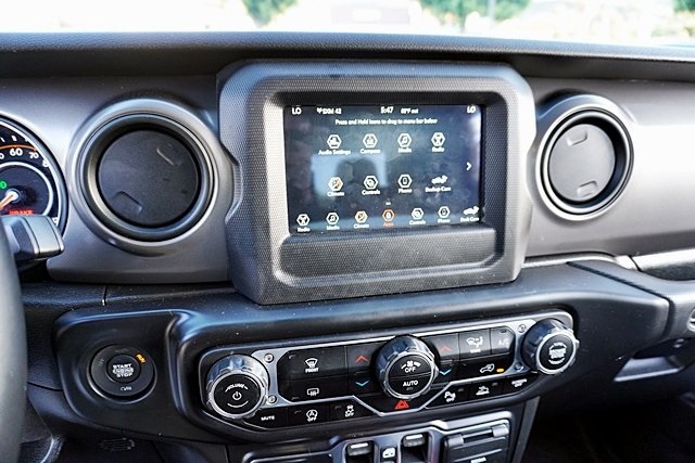 2021 Jeep Gladiator Texas Trail photo 25