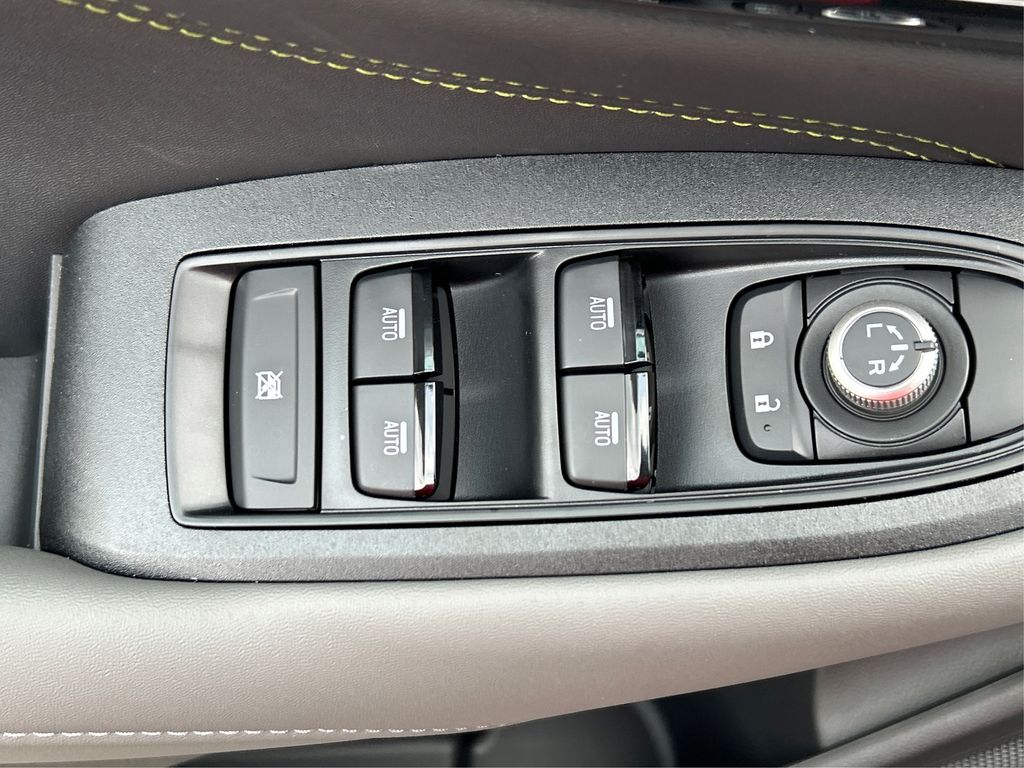 2025 Subaru Outback Onyx Edition photo 33