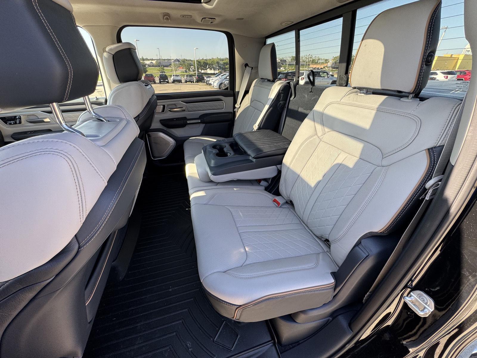 2025 Ram 1500 photo 30