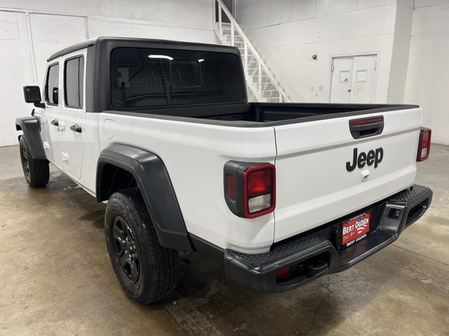 2024 Jeep Gladiator Sport photo 5
