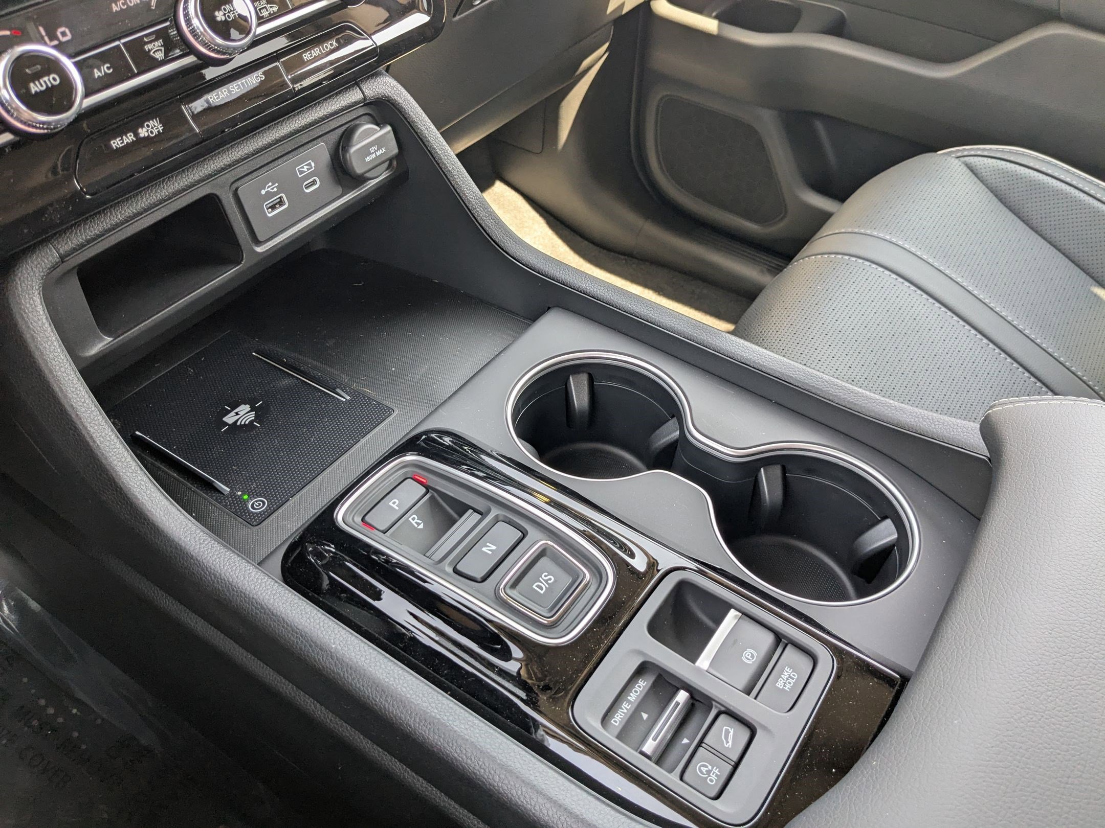 2025 Honda Pilot Elite photo 13