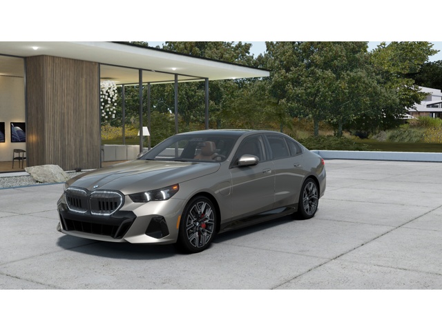 New 2026 Oxide Grey Metallic BMW 550e xDrive image 1