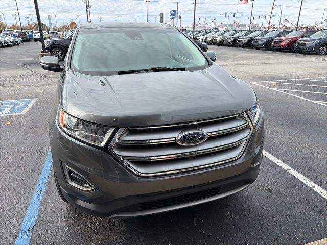 2018 Ford Edge SEL photo 3