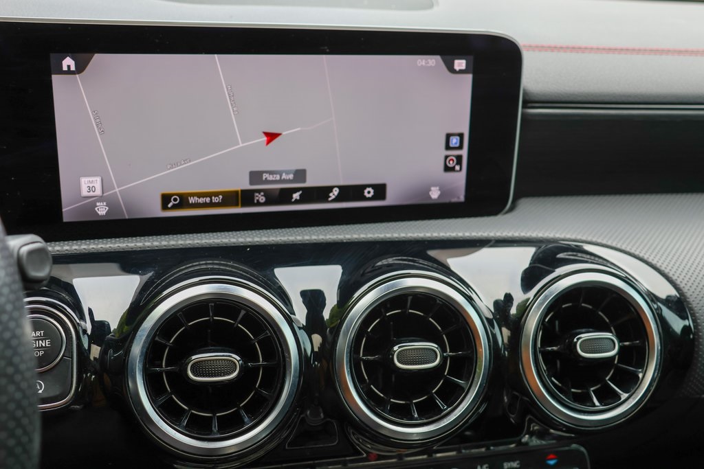 2020 Mercedes Benz CLA 250 4MATIC photo 19