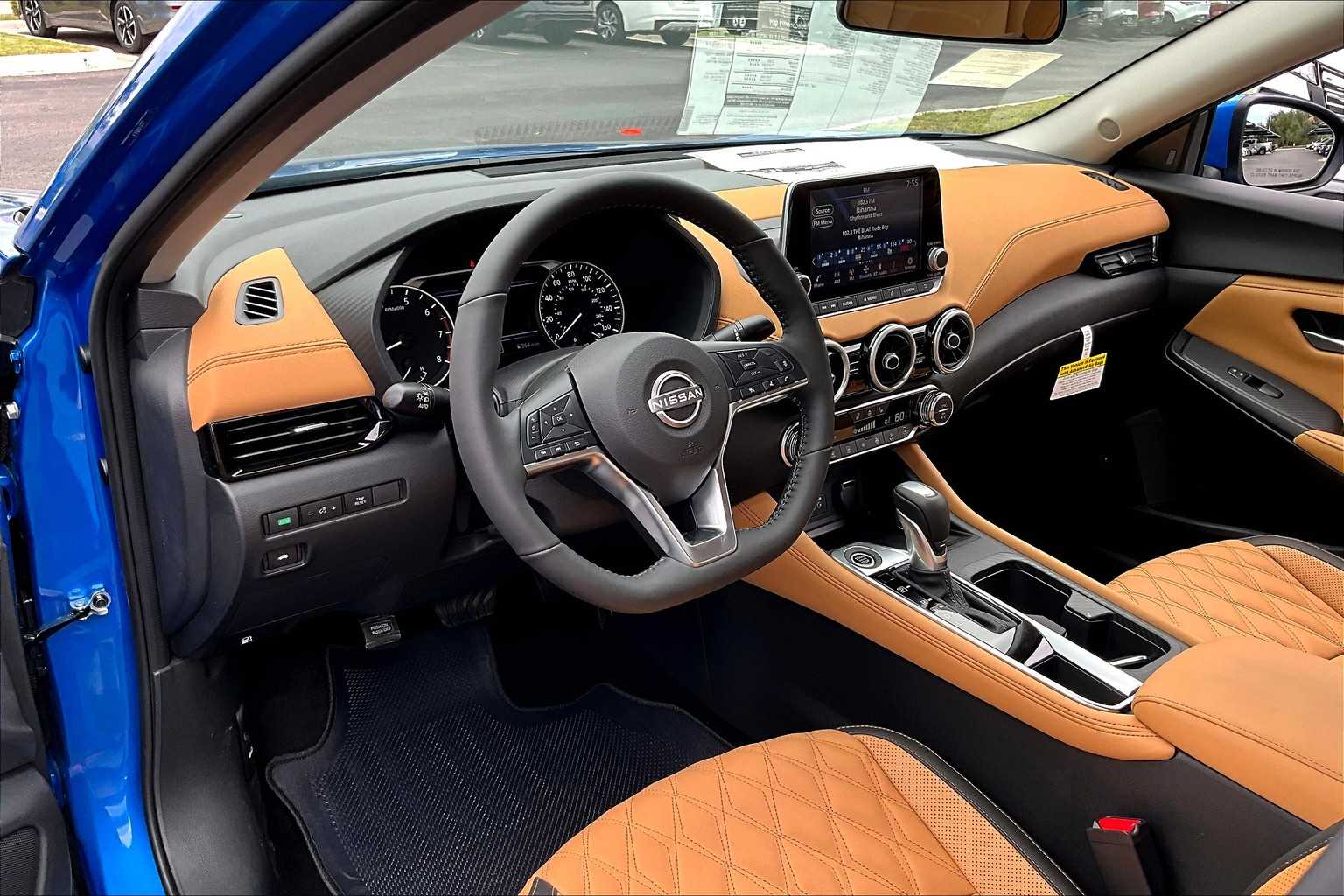 2025 Nissan Sentra SV photo 8