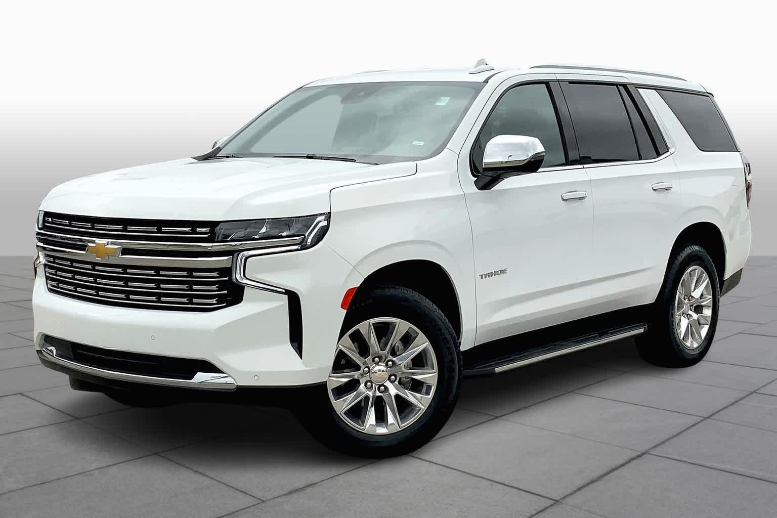 2024 Chevrolet Tahoe Premier photo 2