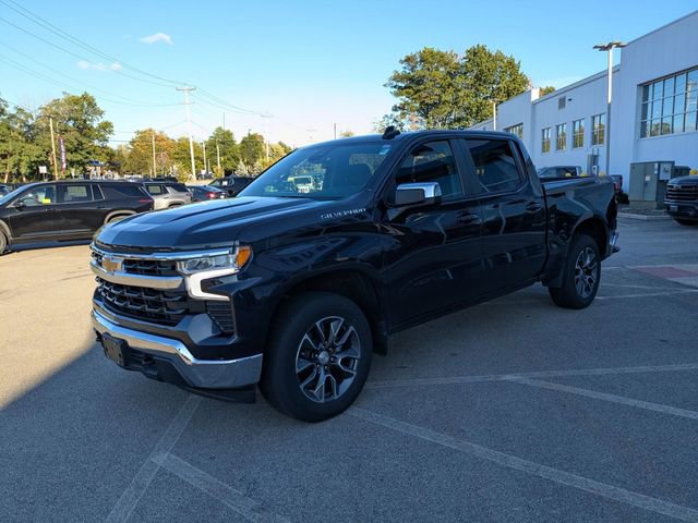 2023 Chevrolet Silverado 1500 LT photo 3