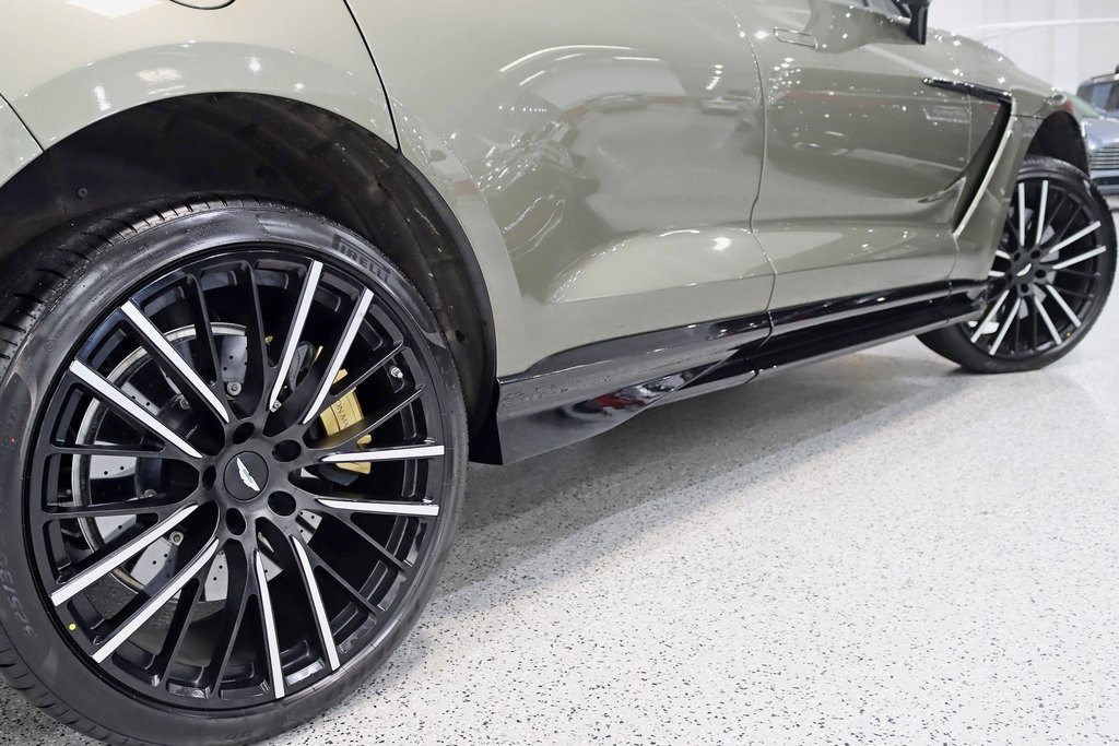 2023 Aston Martin DBX DBX707 photo 12