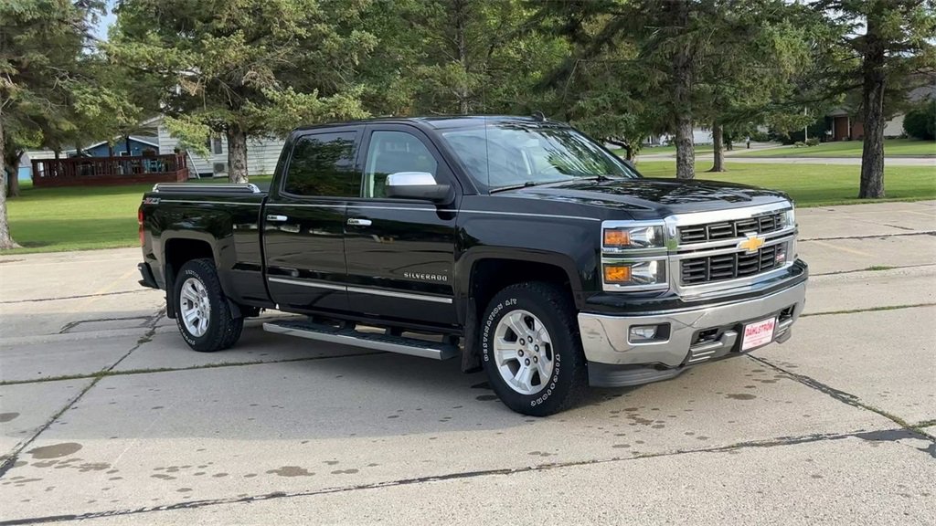 Used 2014 Chevrolet Silverado 1500 LT with VIN 3GCUKREC7EG129648 for sale in Oslo, Minnesota