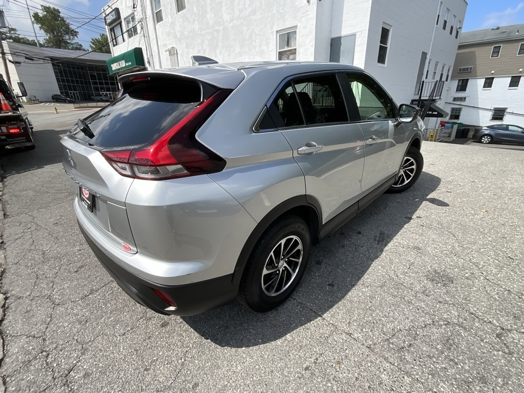 2023 Mitsubishi Eclipse Cross ES photo 3