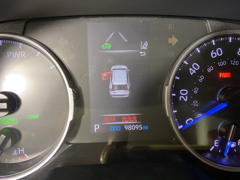 2020 Toyota RAV4 Hybrid XLE photo 25