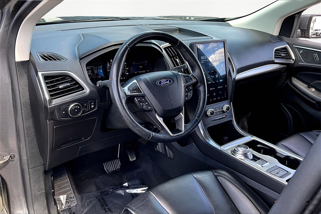 Used 2022 Gray Ford Titanium image 14