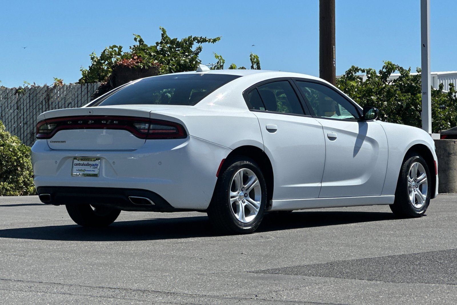 2023 Dodge Charger SXT photo 4