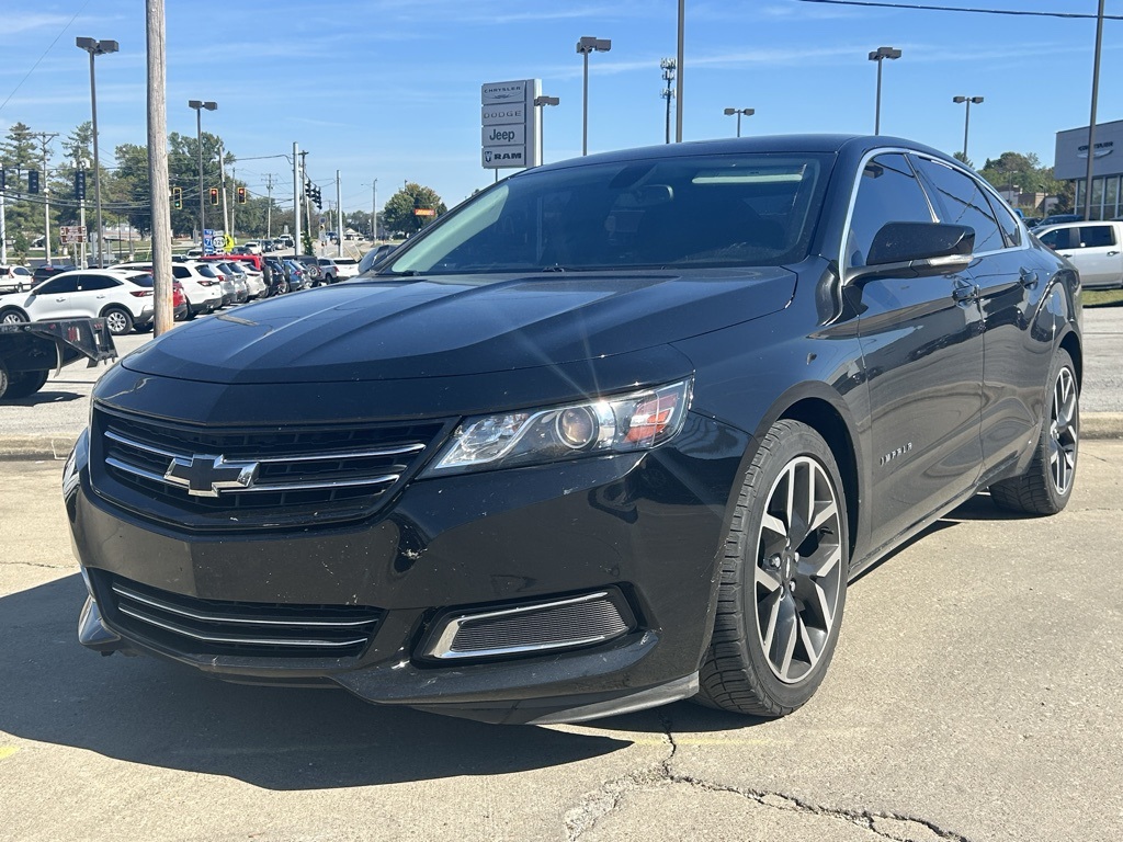 2016 Chevrolet Impala 2LT photo 2