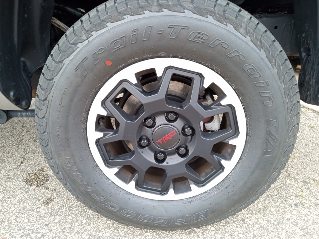 2024 Toyota Tacoma TRD Off-Road photo 41