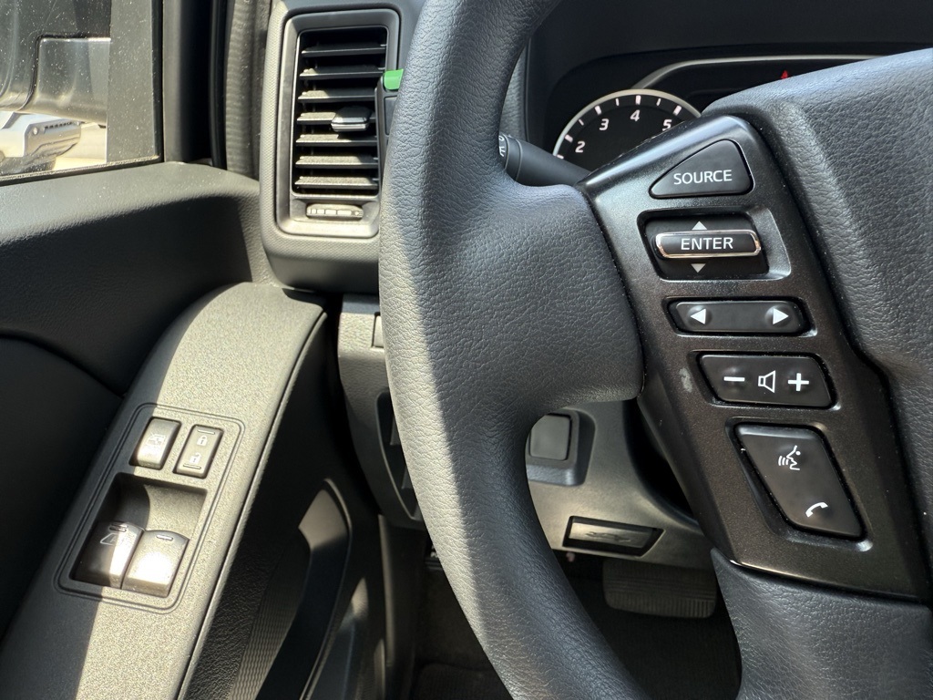 2023 Nissan Frontier S photo 16