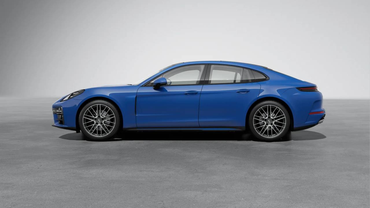 2025 Porsche Panamera 4 photo 2
