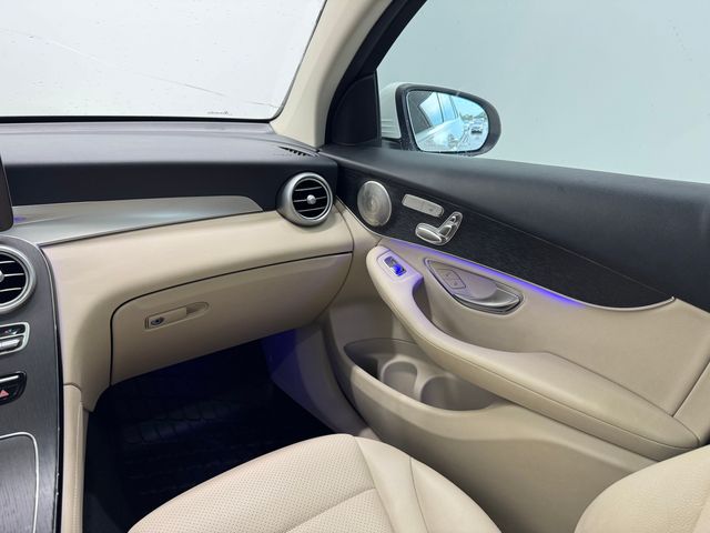 2021 Mercedes Benz GLC 300 Coupe photo 40
