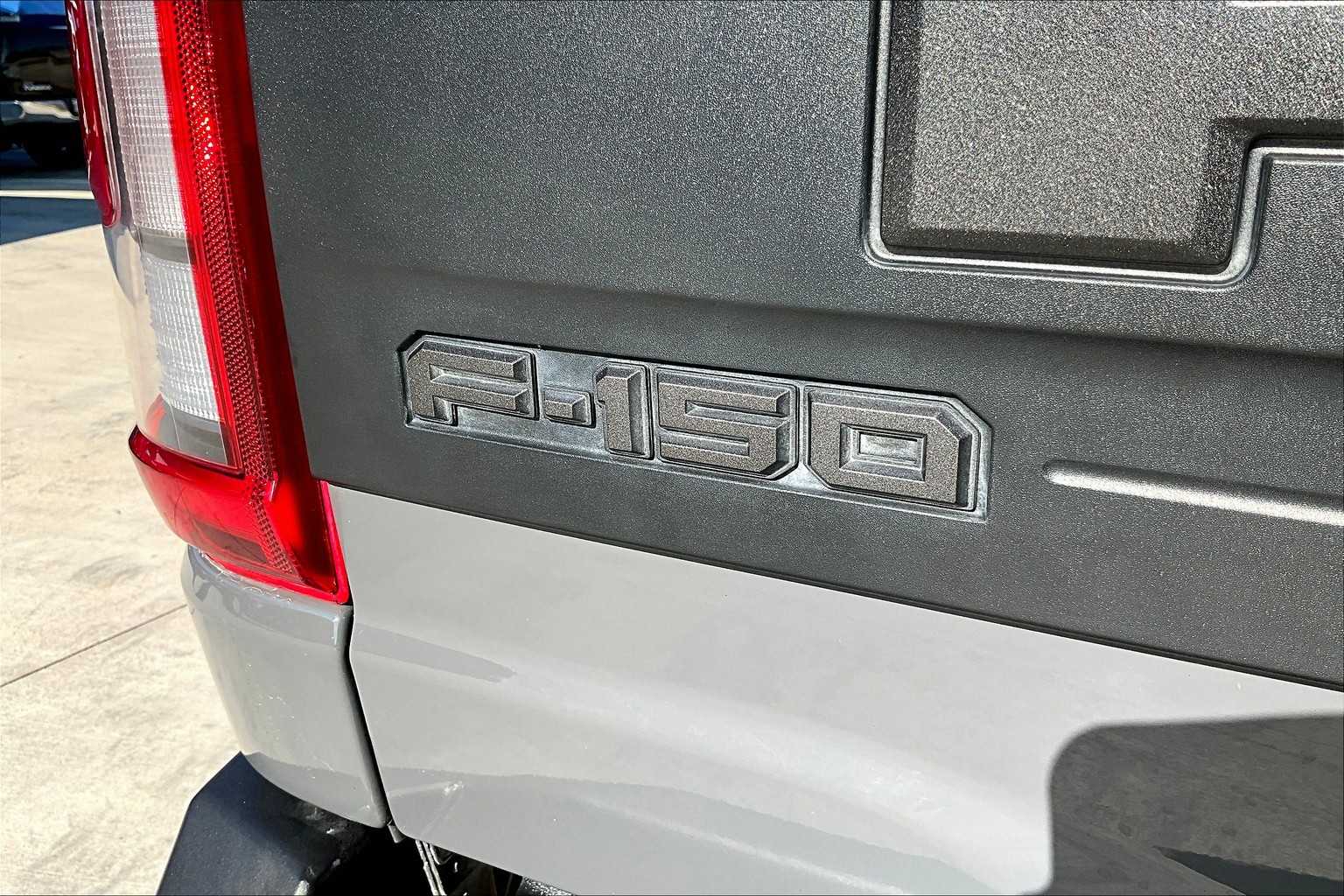 2021 Ford F-150 Raptor photo 8