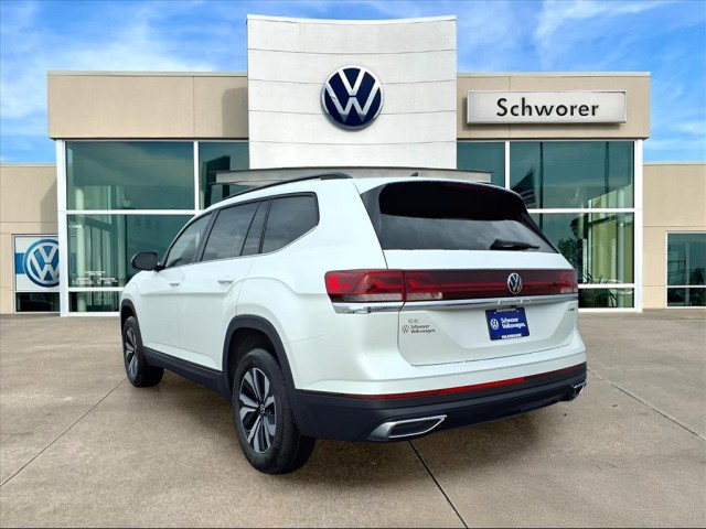 2026 Volkswagen Atlas SE Technology photo 3