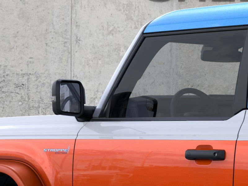 2025 Ford Bronco First Edition photo 19
